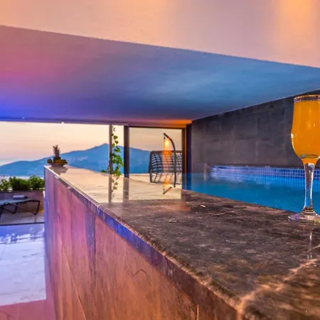 Vinka * Kalkan